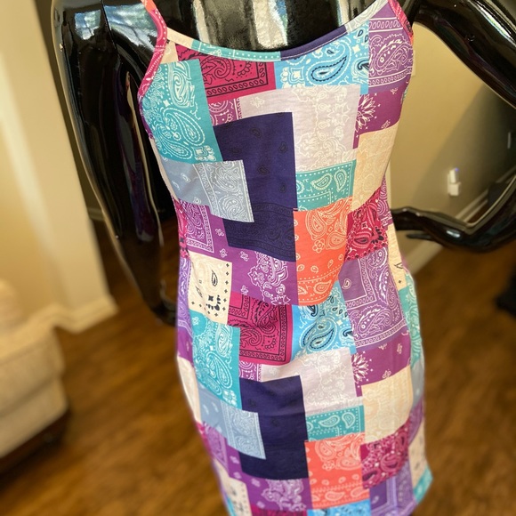 Bandana fitted dress - Picture 3 of 4